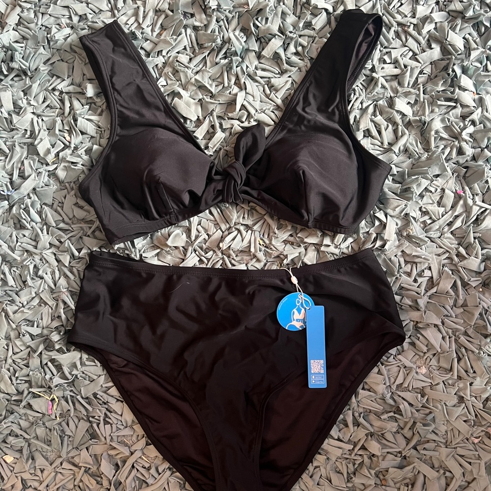 Cupshe bikini swimsuit